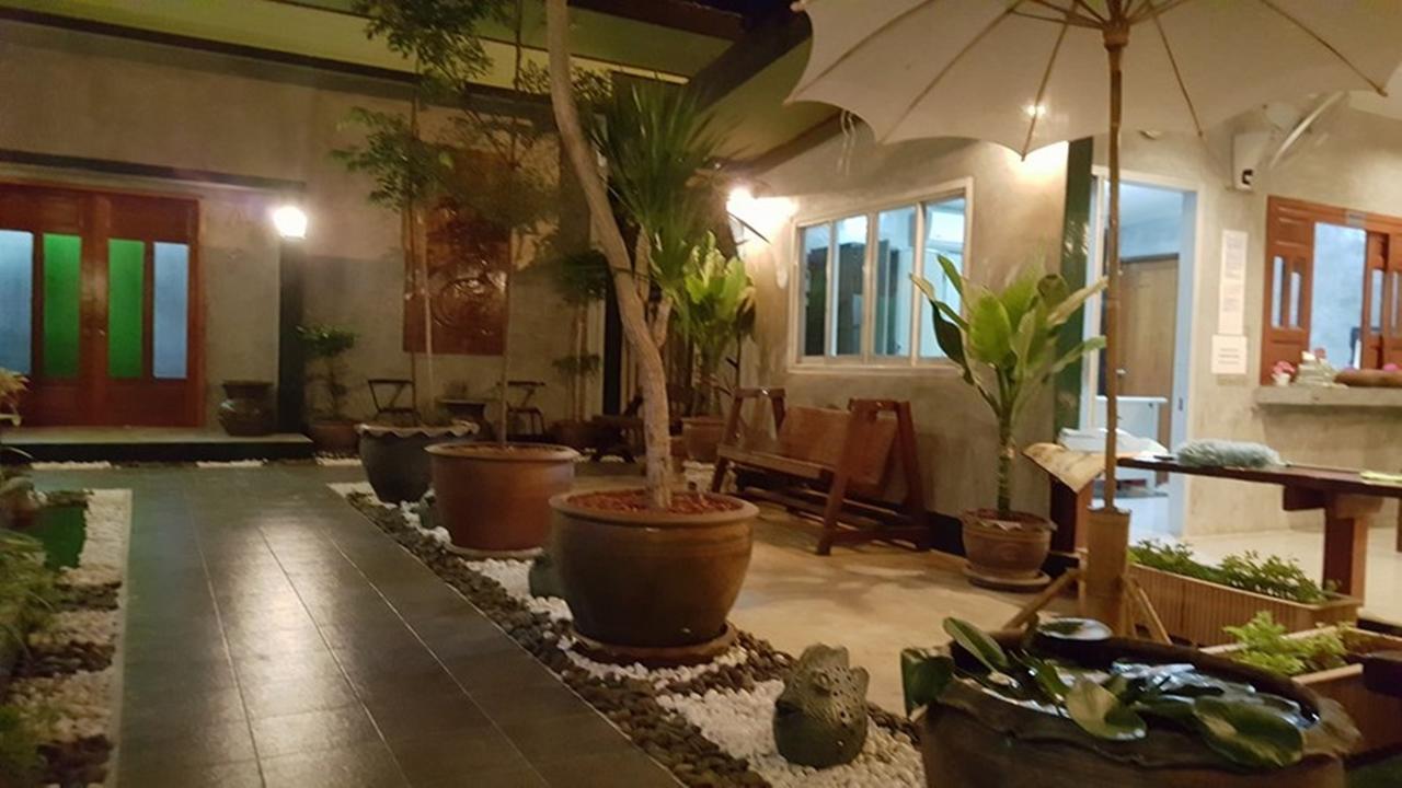 Pk Hostel Ayutthaya Extérieur photo