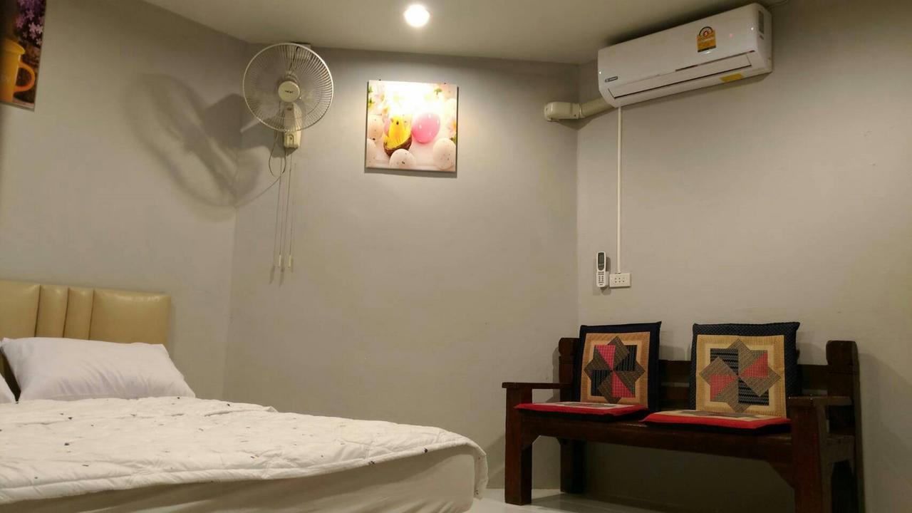 Pk Hostel Ayutthaya Extérieur photo