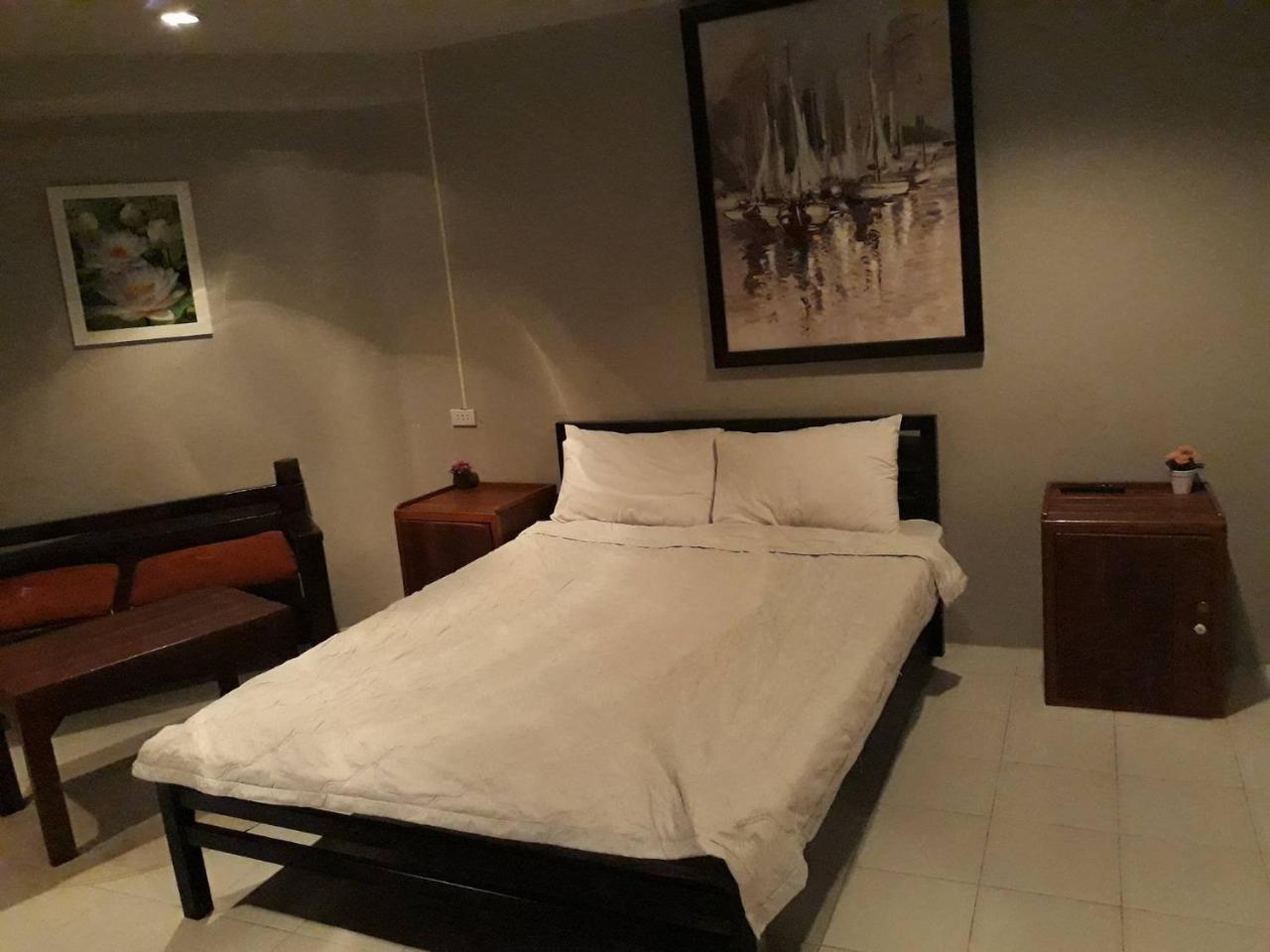 Pk Hostel Ayutthaya Extérieur photo